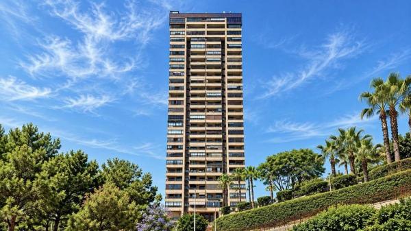 Sale of flat in Piso en Calle Presidente Adolfo Suárez, Pueblo Poniente, Benidorm, Benidorm
photo 1