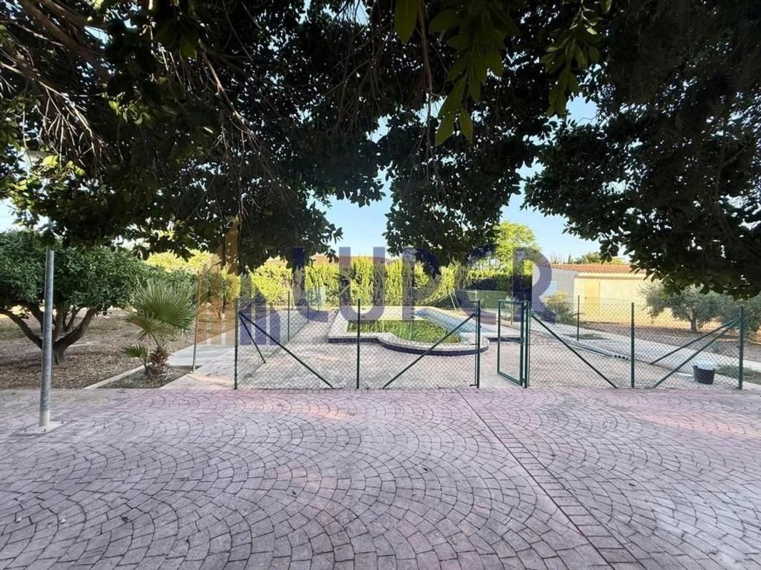 Properties for sale and rent in Spain photo 3
