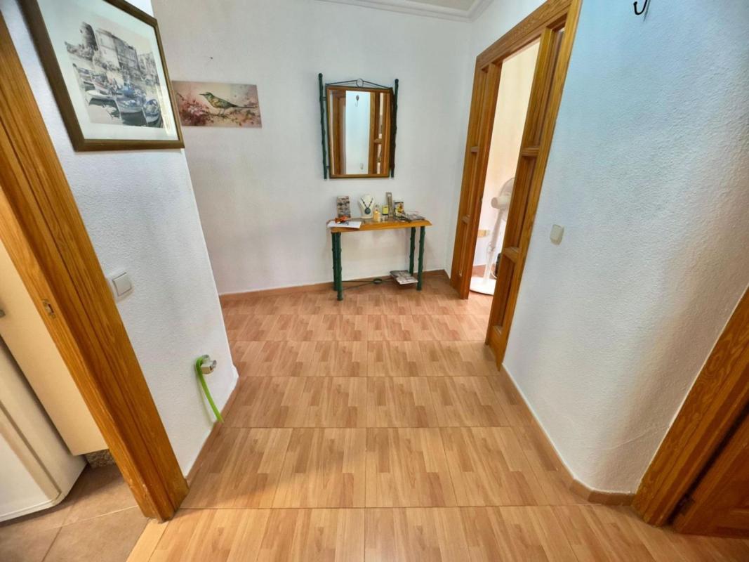 Sale of apartment in Piso en Centro, Santa Pola, Santa Pola
photo 3