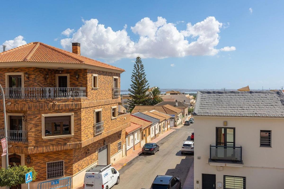 Продажа квартиры на Piso en Calle Carmelo Pérez, Centro, San Miguel de Salinas, Сан-Мигель-де-Салинас
photo 5