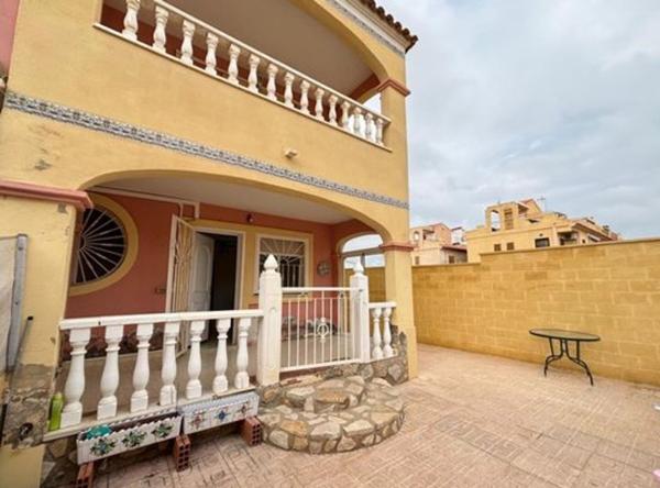 Casa o chalet independiente en Calle Rembrandt, La Siesta - El Salado - Torreta, Torrevieja photo 2