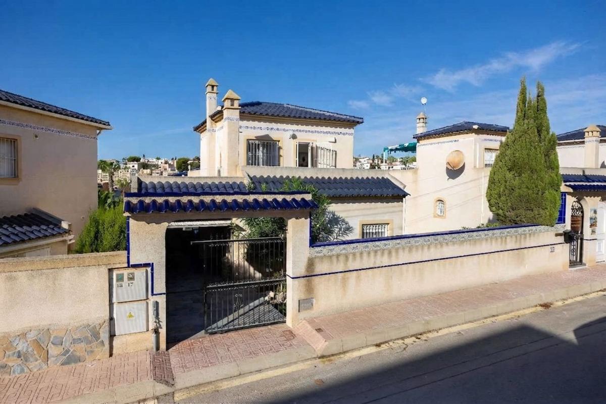 Propiedades en venta y alquiler en España photo 1