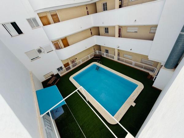 Продажа квартиры на Piso en Calle Geraneo, Los Montesinos, Лос-Монтесинос
photo 1