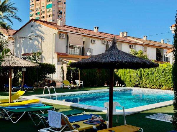 Casa o chalet independiente en Zona Rincón Bajo, Benidorm thumbnail 2