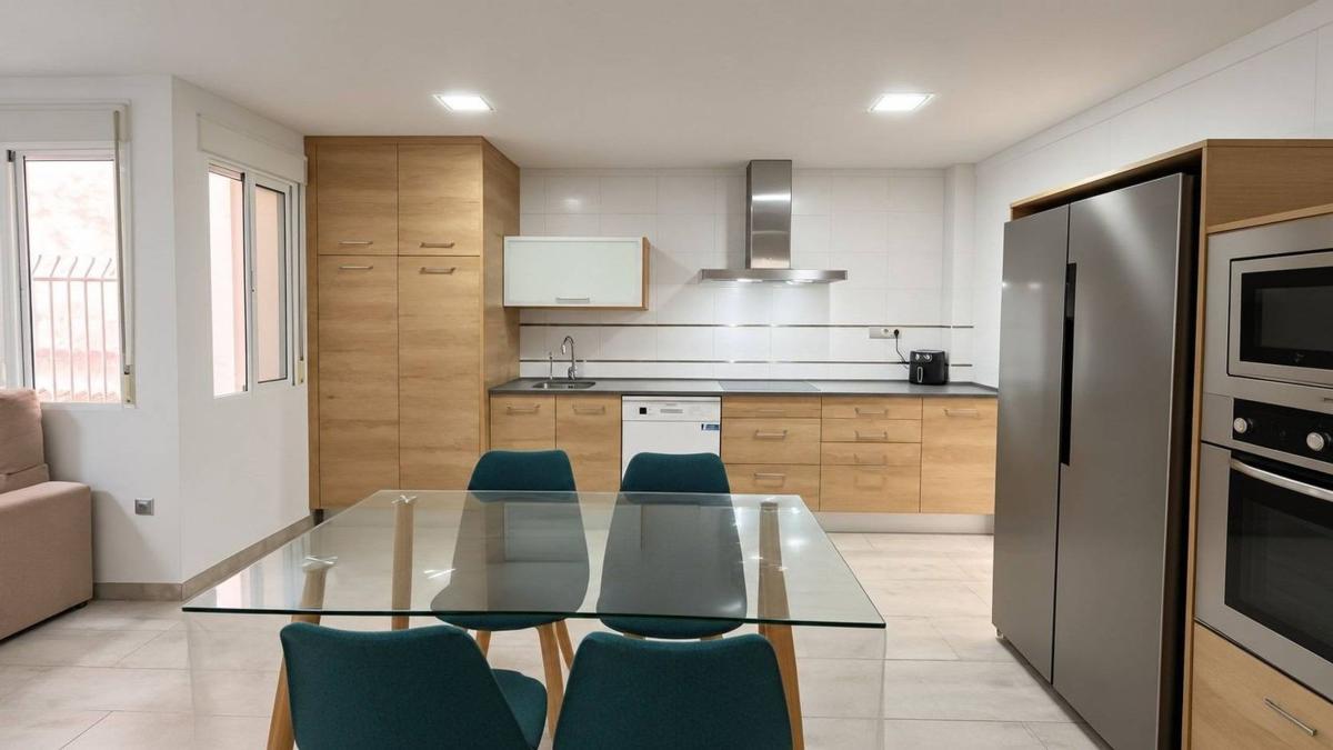 Venta de piso en Piso en Calle Federico García Lorca, Raval de Santa Teresa-El Asilo, Elche / Elx, Elche / Elx
photo 1