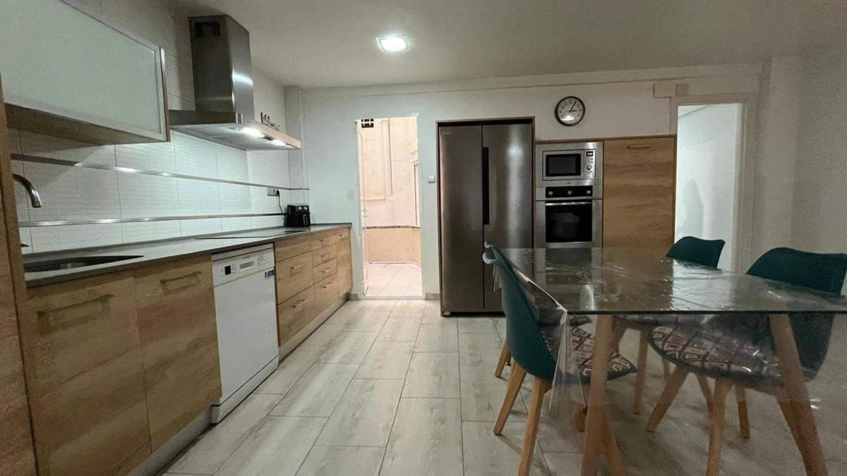 Venta de piso en Piso en Calle Federico García Lorca, Raval de Santa Teresa-El Asilo, Elche / Elx, Elche / Elx
photo 3
