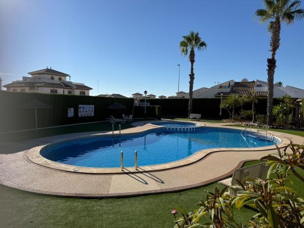 Duplex na sprzedaż w Dúplex en Lomas de Cabo Roig, Orihuela, Orihuela photo 1