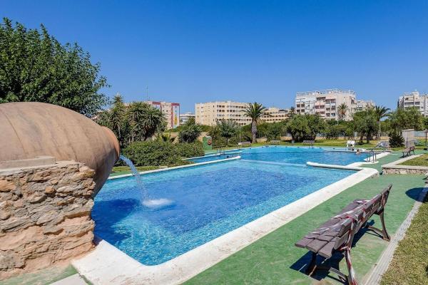 Casa o chalet independiente en Aguas Nuevas, Torrevieja thumbnail 2