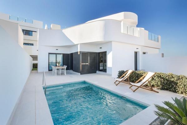 Chalet pareado en Los Balcones - Los Altos del Edén, Torrevieja photo 1