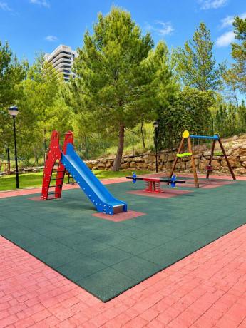 Sale of flat in Piso en Pueblo Poniente, Benidorm, Benidorm
thumbnail 3