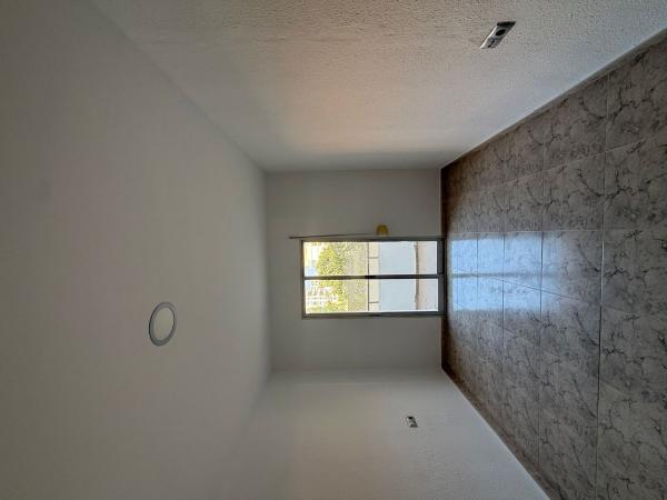 Продажа квартиры на Piso en Calle Doctor Ivorra, 22, Centro, San Juan de Alicante, Сан-Хуан-де-Аликанте
thumbnail 2