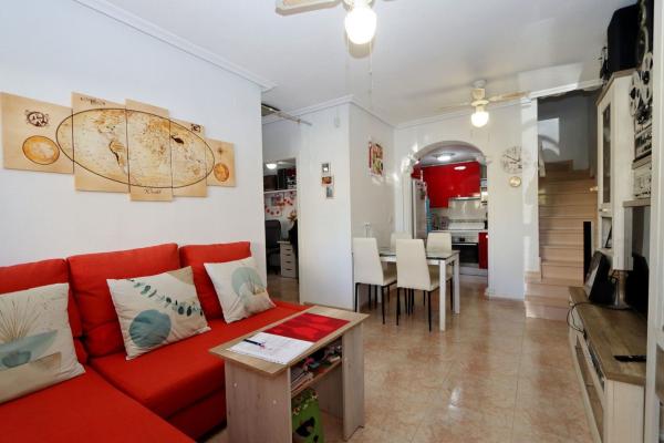 Chalet pareado en Playa Flamenca, Orihuela photo 4