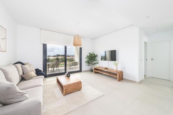 Sale of flat in Piso en Zona Pueblo, Pilar de la Horadada, Pilar de la Horadada
thumbnail 2