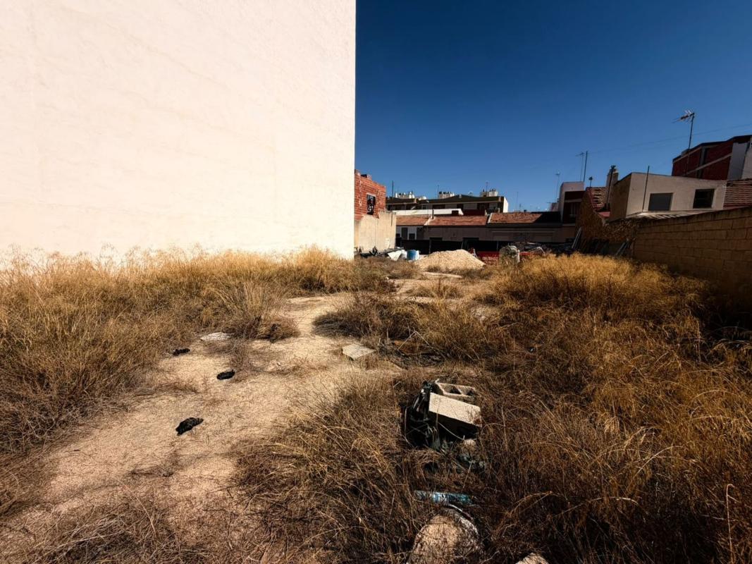 Terreno en venta en Elche / Elx, Alicante photo 4