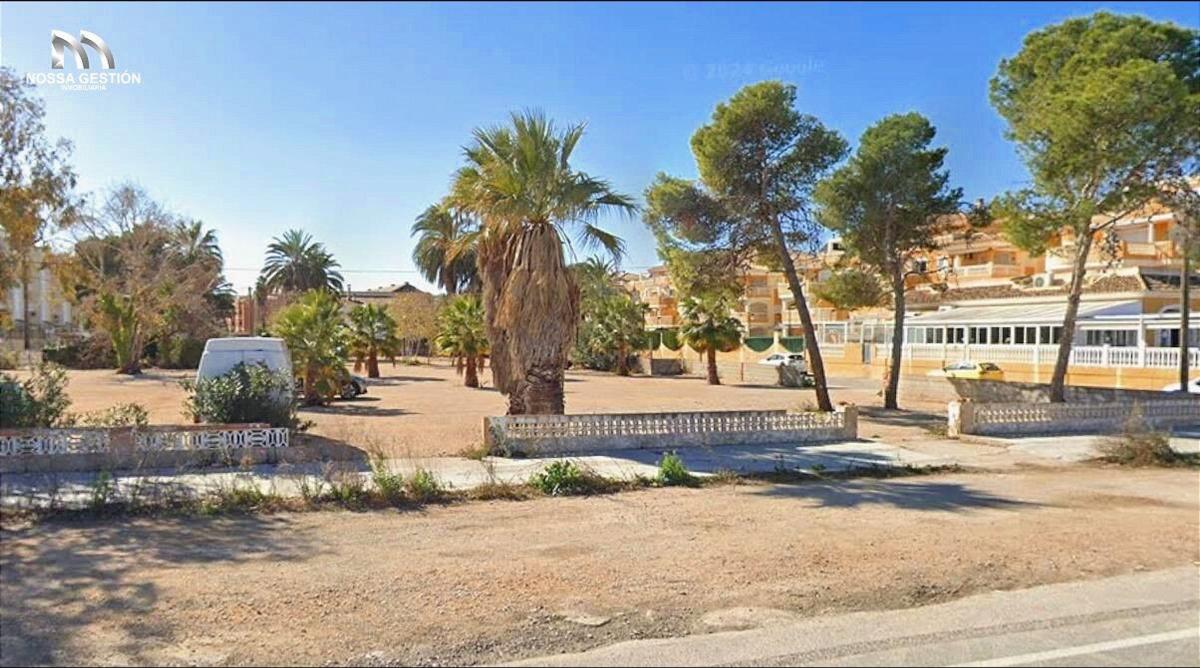 Terreno en venta en Denia, Alicante photo 1
