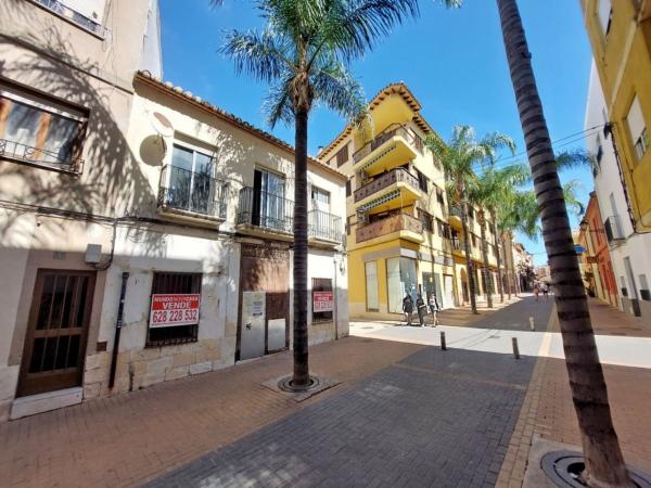 Local en Avenida de València, Centro Urbano, Denia thumbnail 2