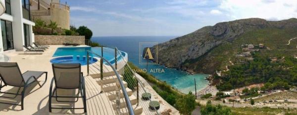 Chalet wolnostojący na sprzedaż w Casa o chalet en Montgó - Ermita, Jávea/Xàbia, Jávea/Xàbia photo 1