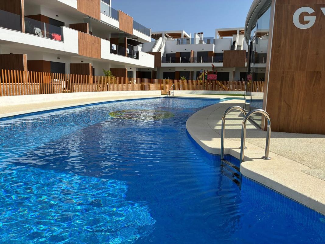 Продажа квартиры на Piso en Zona Pueblo, Pilar de la Horadada, Пилар де ла Орадада
photo 1