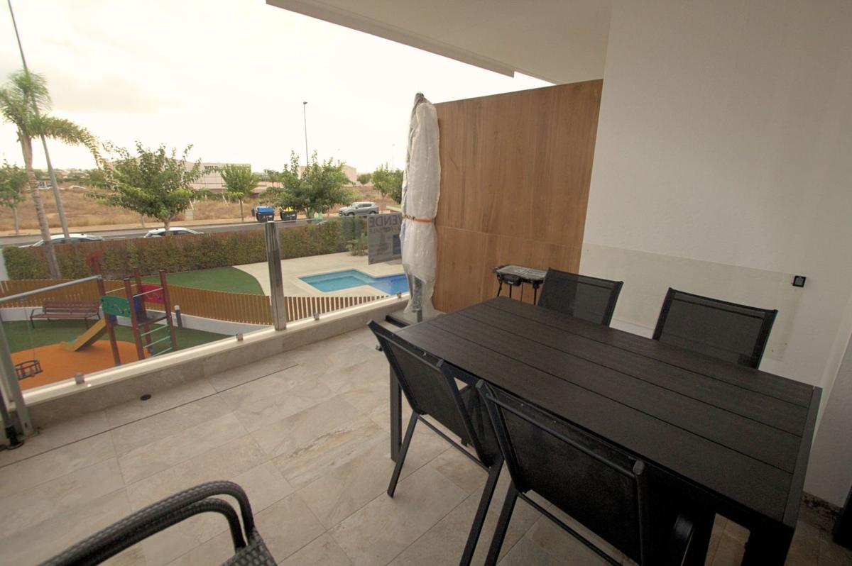 Продажа квартиры на Piso en Zona Pueblo, Pilar de la Horadada, Пилар де ла Орадада
photo 2