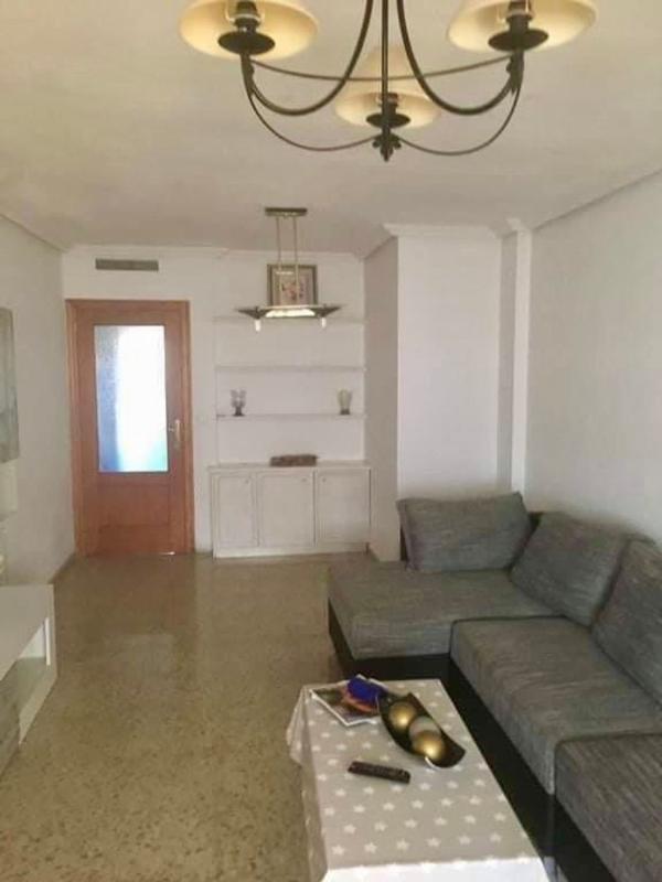 Venta de piso en Piso en Escr Damaso Alonso, Virgen del Remedio - Parque lo Morant, Alicante / Alacant, Alicante / Alacant
photo 3