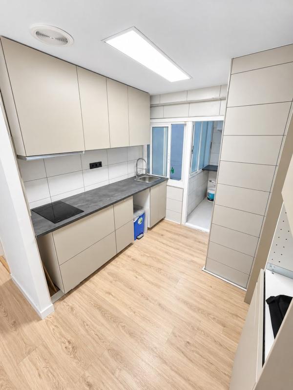 Sale of apartment in Piso en Plaza del Sol, Carolinas Altas, Alicante / Alacant, Alicante
photo 1