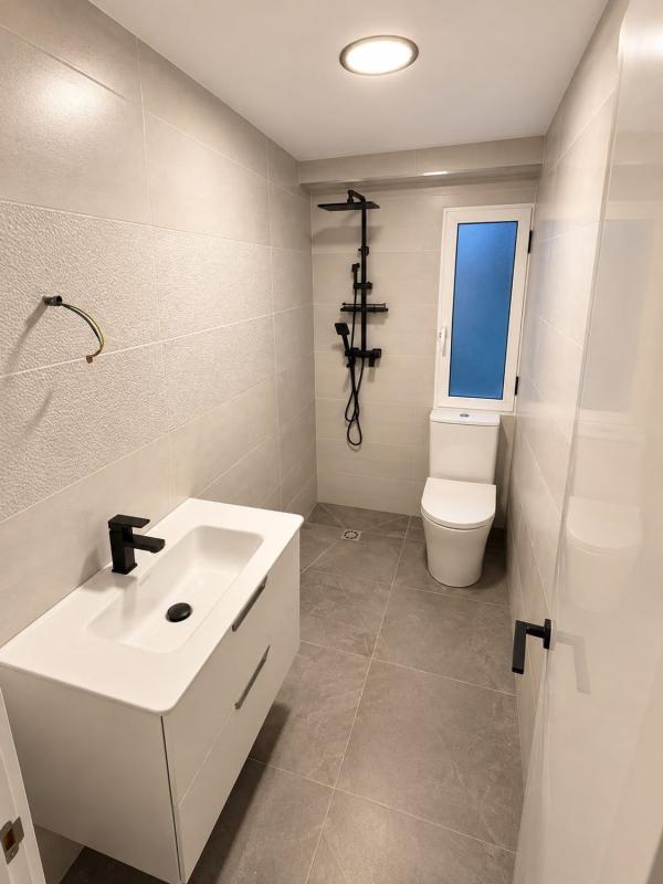 Sale of apartment in Piso en Plaza del Sol, Carolinas Altas, Alicante / Alacant, Alicante
photo 2