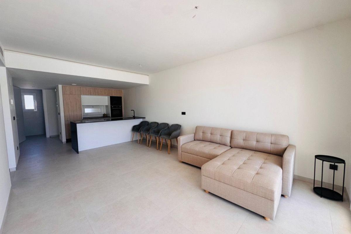 Продажа квартиры на Piso en Urbanizaciones, Guardamar del Segura, Гуардамар-дель-Сегура
 photo 2