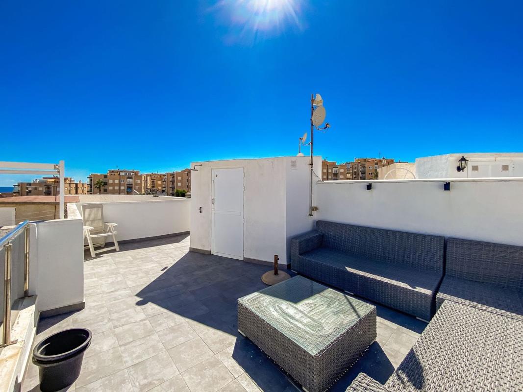Sprzedaż duplexu w Dúplex en Calle Cuenca, Cabo Cervera, Torrevieja, Torrevieja photo 3
