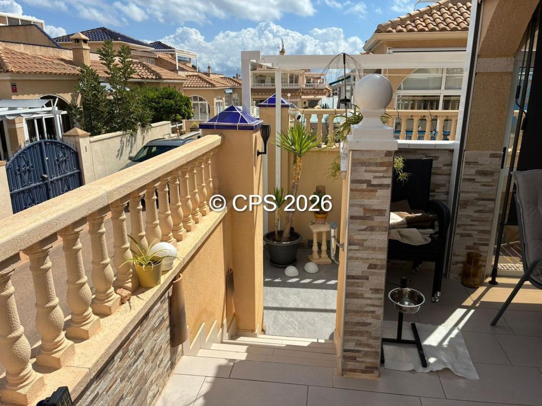 Properties for sale and rent in Spain photo 5