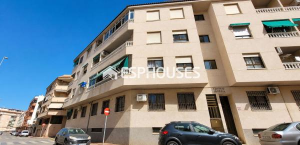 Sprzedaż mieszkania w Piso en Zona Pueblo, Guardamar del Segura, Guardamar del Segura
photo 1