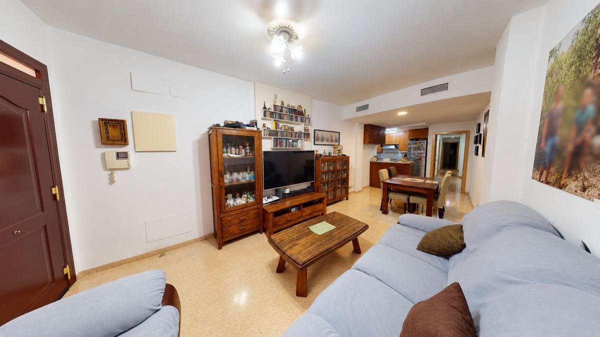 Venta de piso en Piso en Calle Cánovas del Castillo, Carolinas Altas, Alicante / Alacant, Alicante / Alacant
photo 2