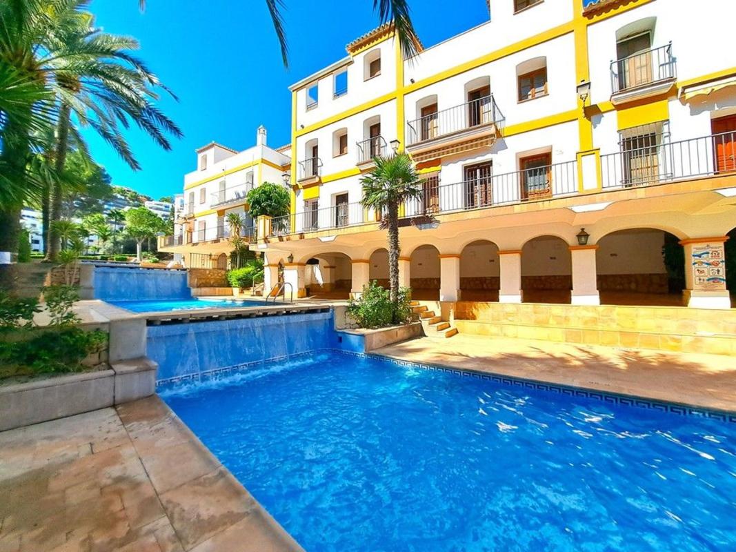 Properties for sale and rent in Spain photo 2