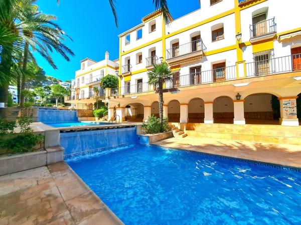 Chalet adosado en Avenida de la Marina Alta, La Sella, Pedreguer thumbnail 2