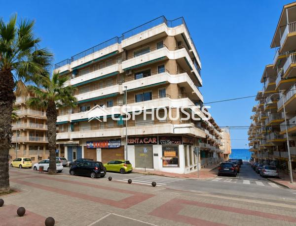 Sprzedaż mieszkania w Piso en Guardamar Playa, Guardamar del Segura, Guardamar del Segura
photo 1