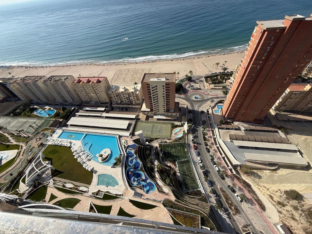 Продажа квартиры на Piso en Calle Brasil, 1, Playa de Poniente, Benidorm, Бенидорм
photo 1