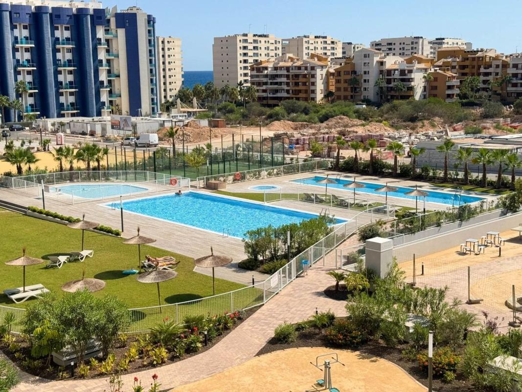 Venta de piso en Piso en Punta Prima, Torrevieja, Torrevieja
photo 1