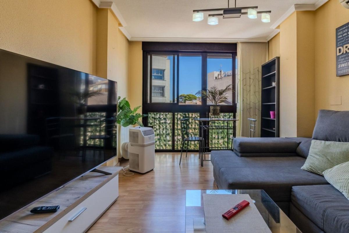 Venta de piso en Piso en Calle Larramendi, 71, Zona Pueblo, Guardamar del Segura, Guardamar del Segura
photo 2