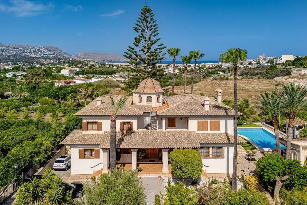 Properties for sale and rent in Spain photo 1