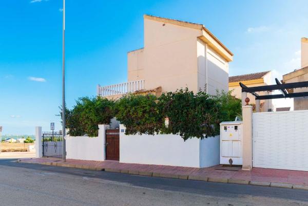 Casa o chalet independiente en Garcia Rubira, 1, Centro de la Ciudad Quesada, Rojales thumbnail 2