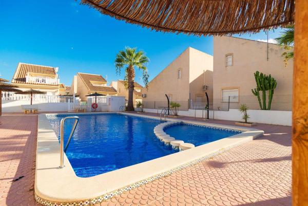 Casa o chalet independiente en Garcia Rubira, 1, Centro de la Ciudad Quesada, Rojales photo 4