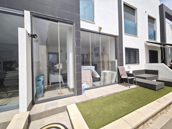 Продажа квартиры на Piso en La Zenia, Orihuela, Ориуэла
 photo 4