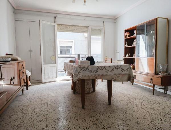 Продажа квартиры на Piso en Calle Verónica, 22, Raval de Santa Teresa-El Asilo, Elche / Elx, Эльче / Эльх
thumbnail 3