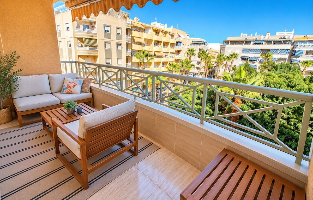 Venta de piso en Piso en Capitan Garcia Gea, 18, Playa del Cura, Torrevieja, Torrevieja
photo 4