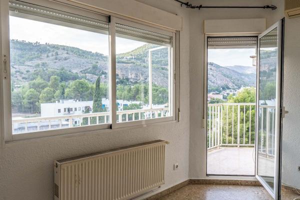 Квартира на продажу на  Piso en Calle Mestre José Ribera Montes, 35, Barri Santa Rosa, Alcoy / Alcoi, Алкой photo 3