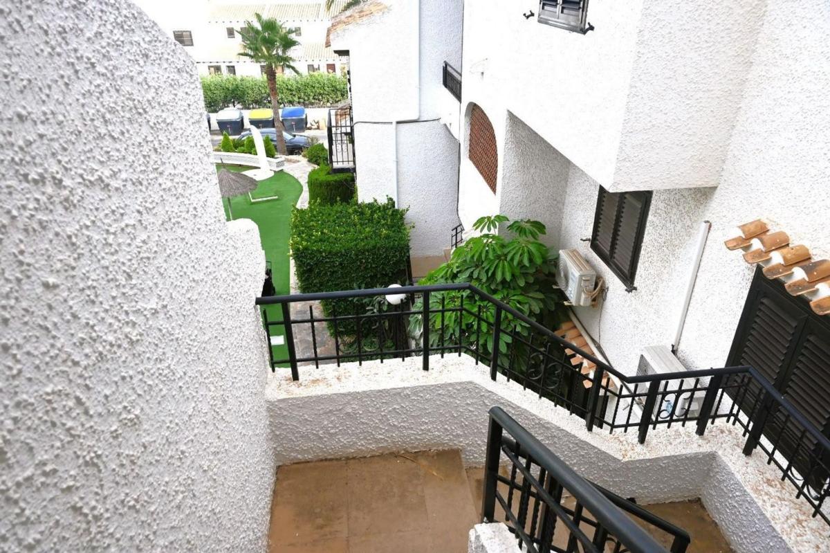 Sale of apartment in Piso en Cabo Roig, Orihuela, Orihuela
photo 2