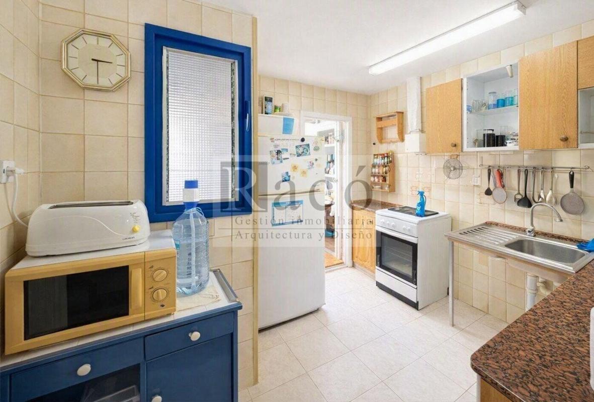 Sale of apartment in Piso en Calle Villa de Chiva, Virgen del Remedio - Parque lo Morant, Alicante / Alacant, Alicante
photo 4