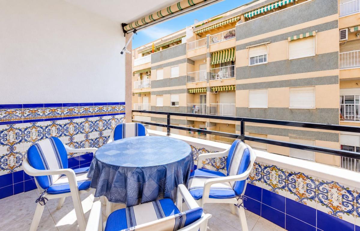 Продажа квартиры на Piso en Gases Los, 24, Avenida Habaneras - Curva de Palangre, Torrevieja, Торревьеха
photo 4