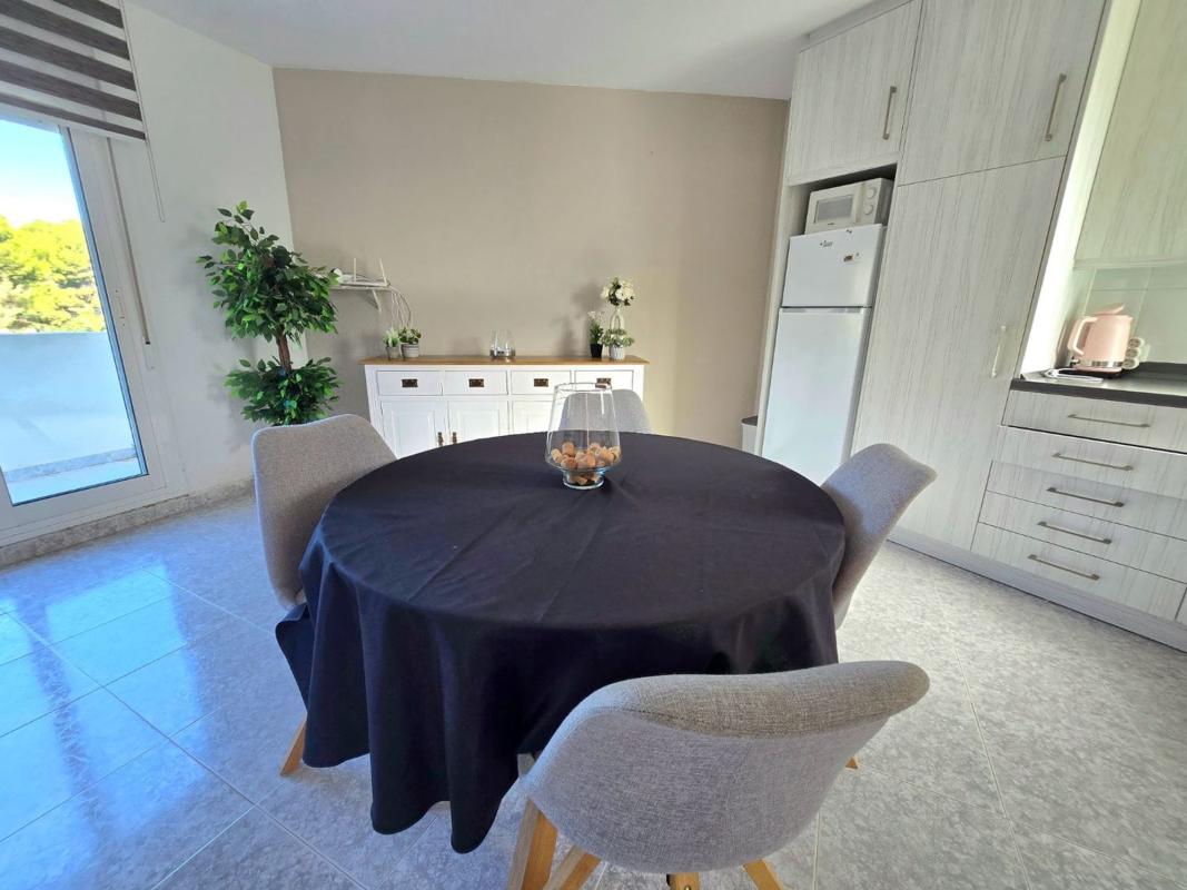 Продажа квартиры на Piso en Calle Murcia, Ciudad de las Comunicaciones, San Miguel de Salinas, Сан-Мигель-де-Салинас
photo 3