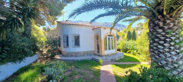 Independent chalet for sale in Casa o chalet en El Montgó, Denia, Denia
thumbnail 3
