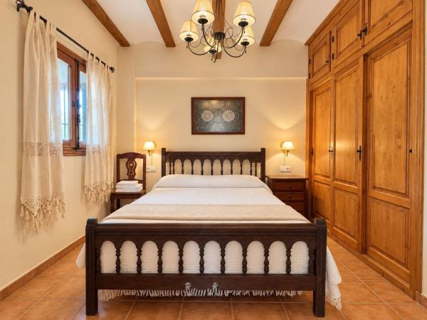 Independent chalet for sale in Casa o chalet en Vall de Gallinera, Gallinera Valley
thumbnail 2